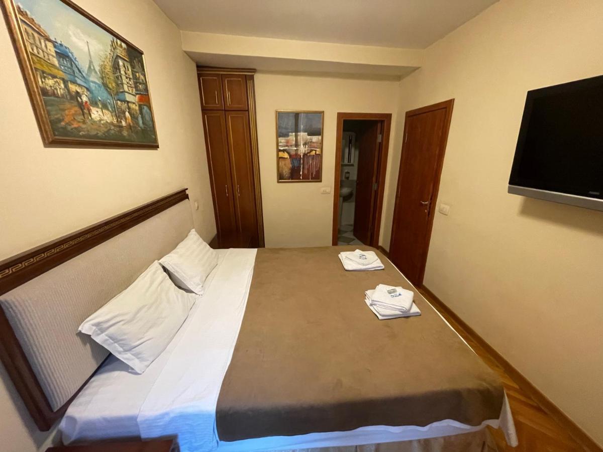 Boutique Hotel Travelling Actor - Skadarlija Belgrado Exterior foto